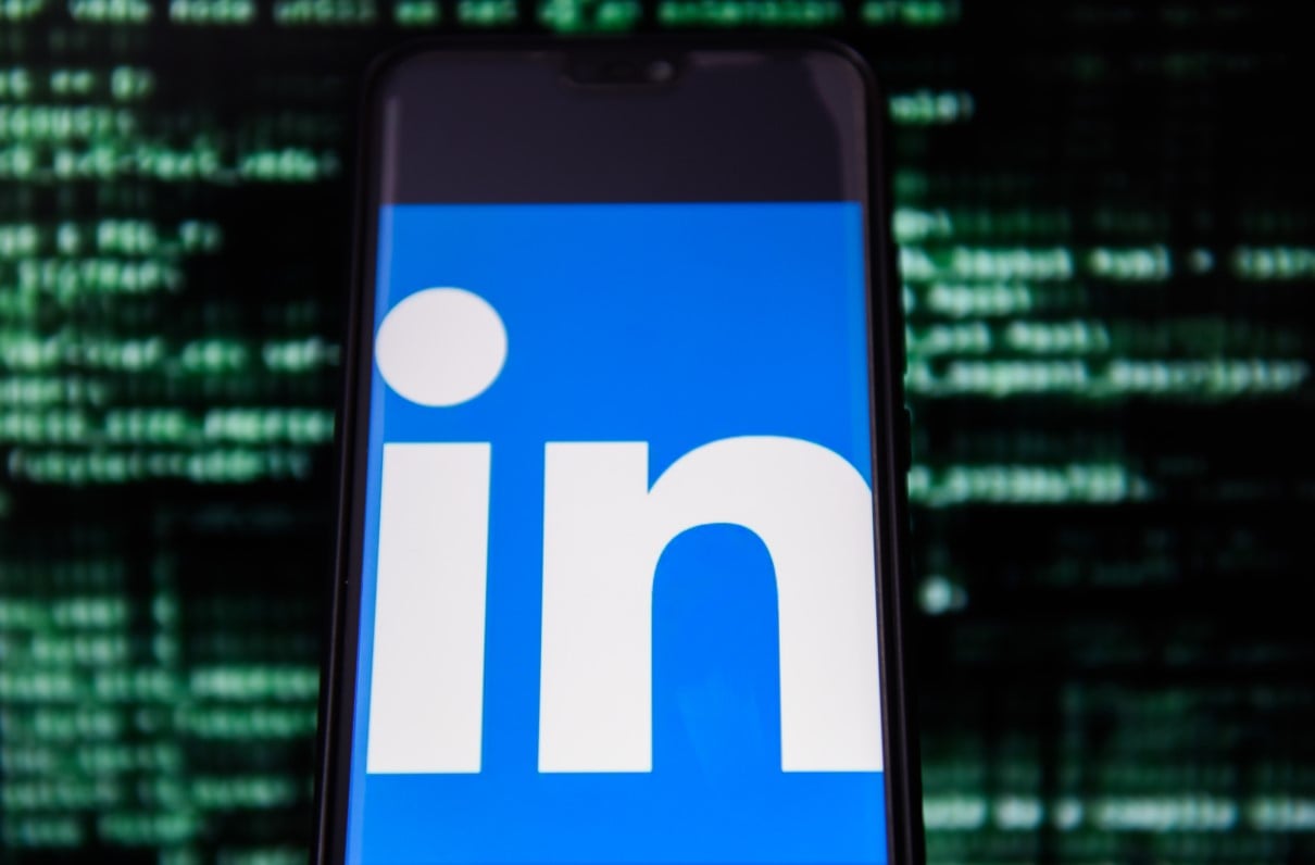 5 Tips for Building Your Best LinkedIn Profile